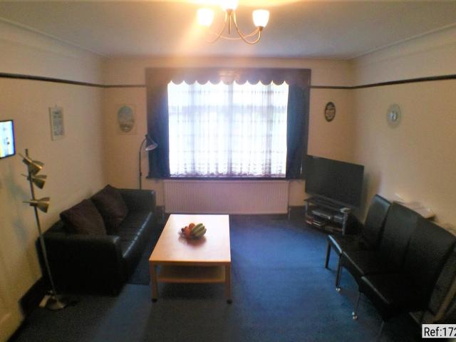 House for rent in Golders Green, Greater London