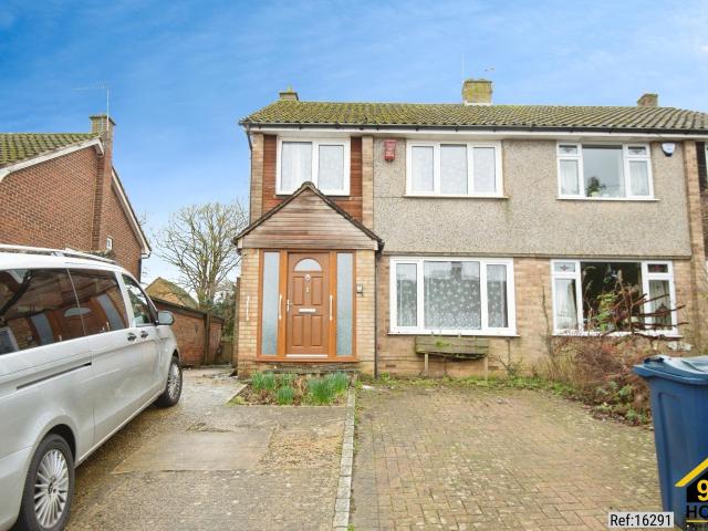 House for rent in Castlefield, Cressex