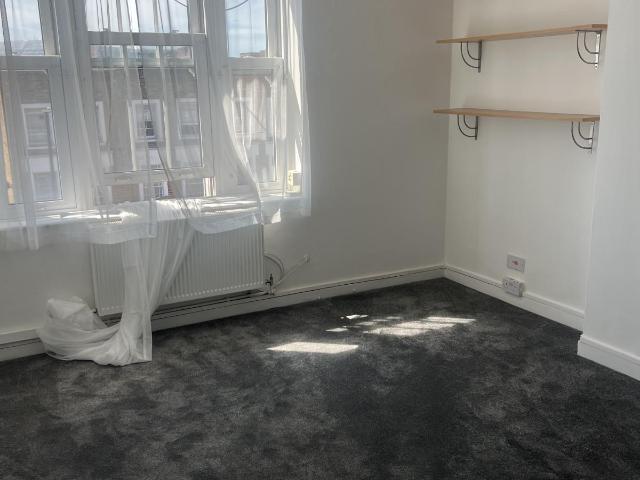 Apartment for rent in Bedford