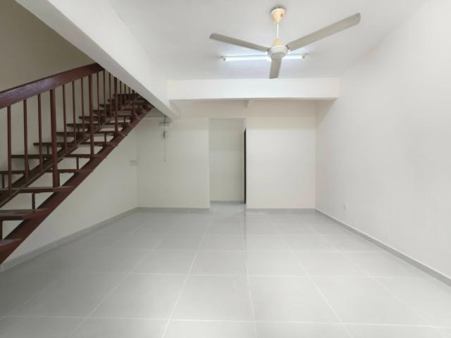 House for rent in Kajang, Langat