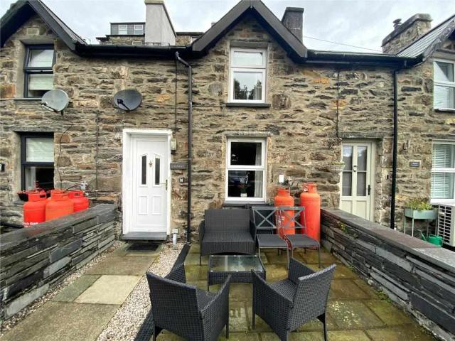Cottage for sale in Ffestiniog, Wales