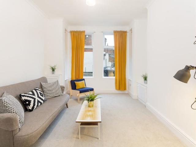 House for rent in St George's Quarter / Cultural Quarter, Calderstones