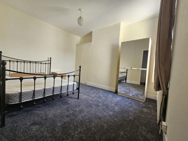 House for rent in Spring Park, Luton