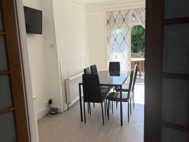House for rent in Hendon, Greater London
