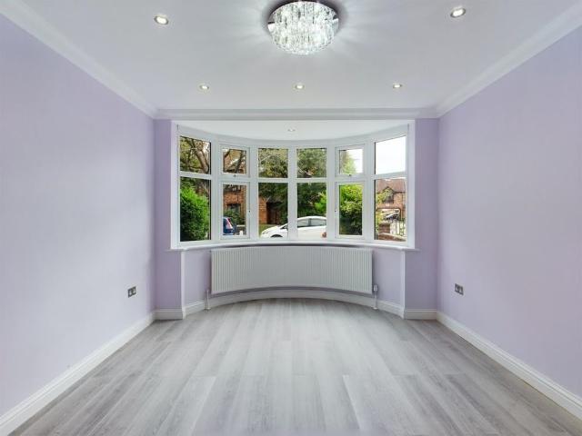 House for rent in Lane, Greater London