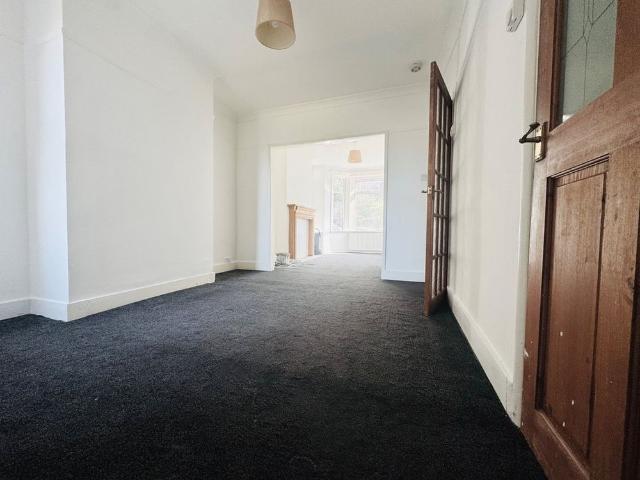 House for rent in Spring Park, Luton