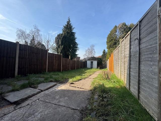 House for rent in Spring Park, Luton