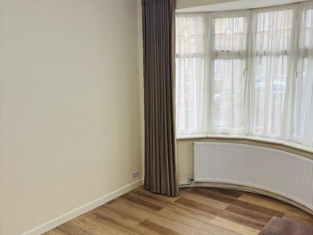 House for rent in Plashet, Greater London
