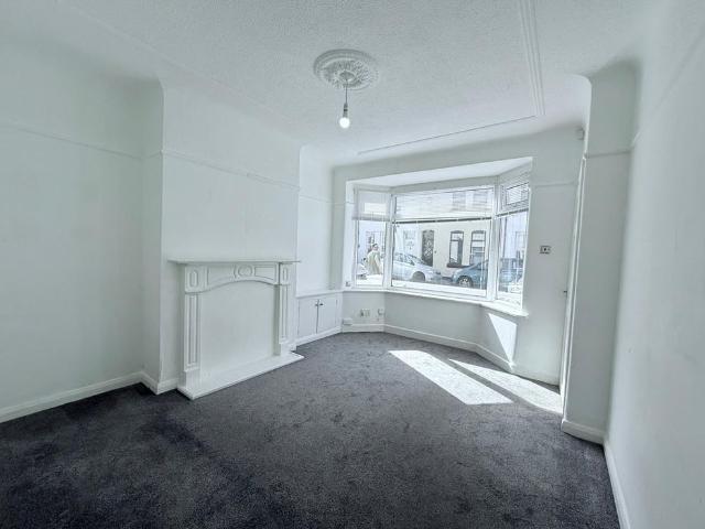 House for rent in St George's Quarter / Cultural Quarter, Calderstones