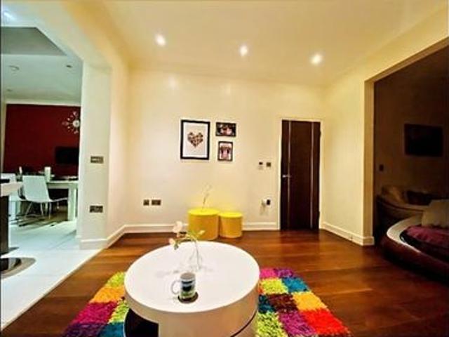 House for rent in Gants Hill, Greater London