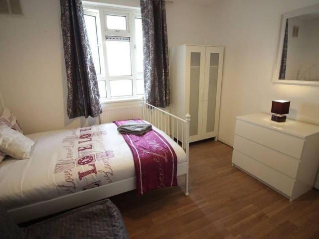 House for rent in East Sheen, Greater London