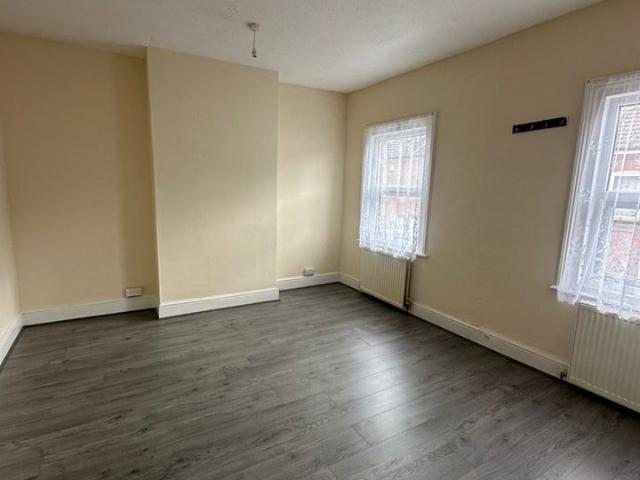 House for rent in Spring Park, Luton