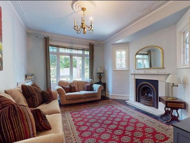 House for rent in North Finchley, Greater London