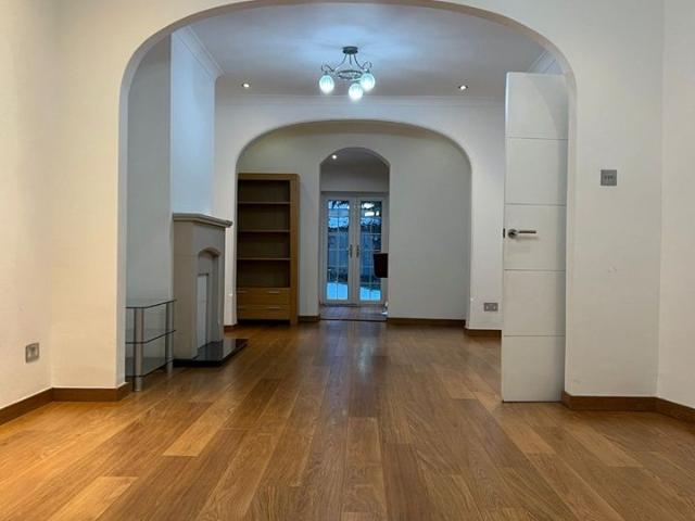 House for rent in Gants Hill, Greater London