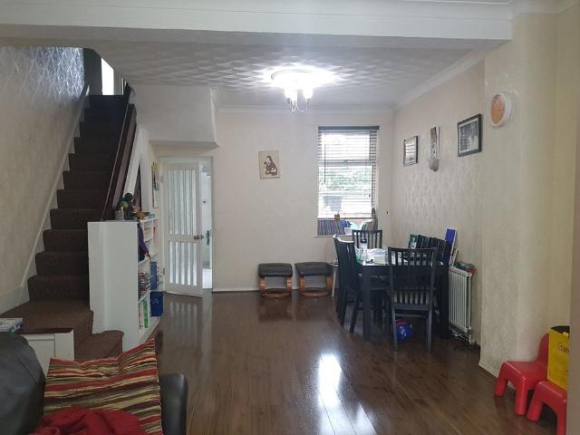 House for rent in Plashet, Greater London