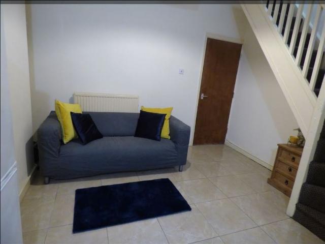 House for rent in St George's Quarter / Cultural Quarter, Calderstones