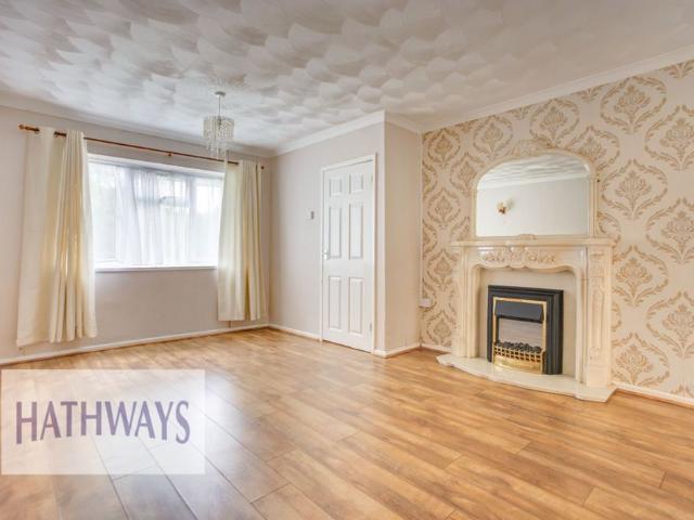House for rent in Llantarnam, Wales