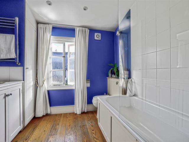 Apartment for rent in London Borough of Richmond upon Thames, Greater London