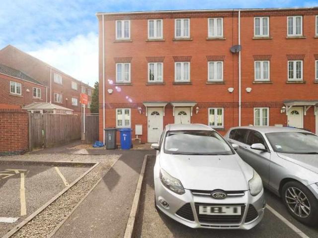 Townhouse for sale in Burton, Beamhurst