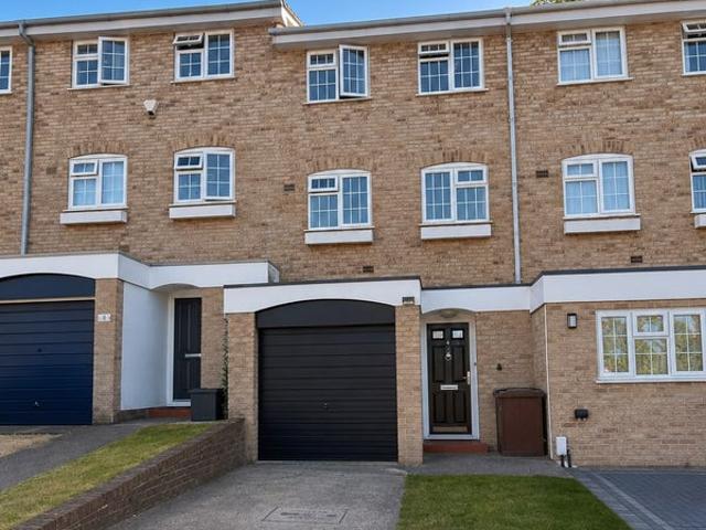 House for rent in Greater London
