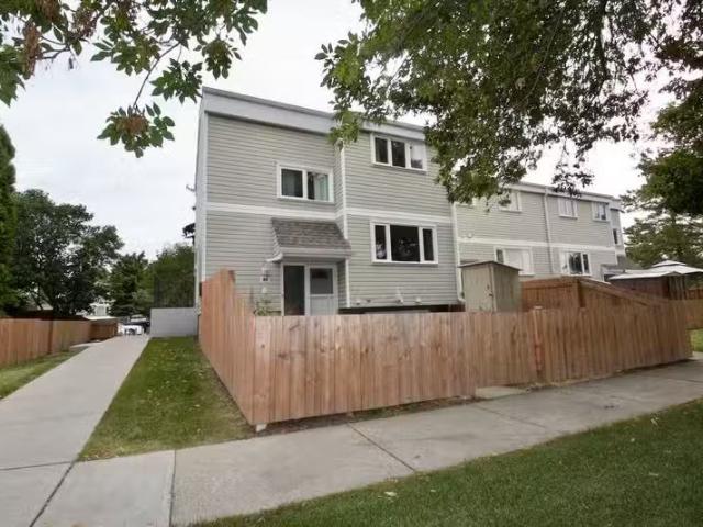 Condo for rent in Wedgewood, Alberta