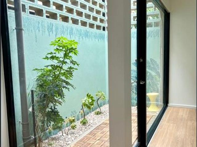 Townhouse for rent in Adelaide