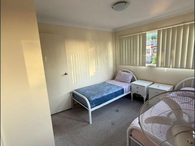 Townhouse for rent in Sydney, New South Wales