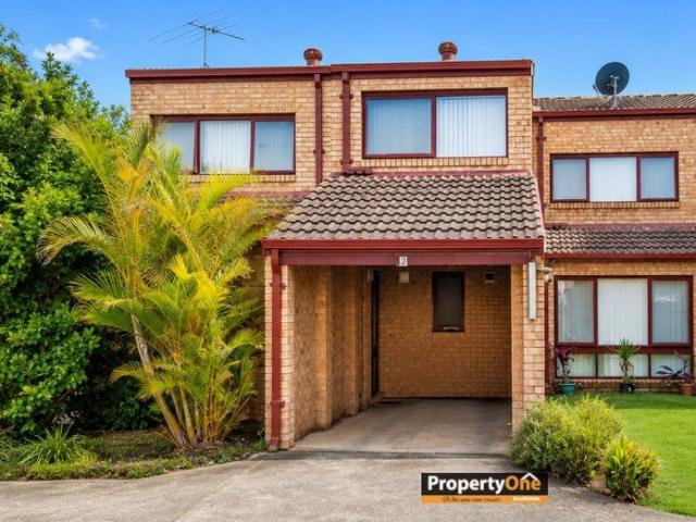 Townhouse for rent in Ingleburn, Sydney