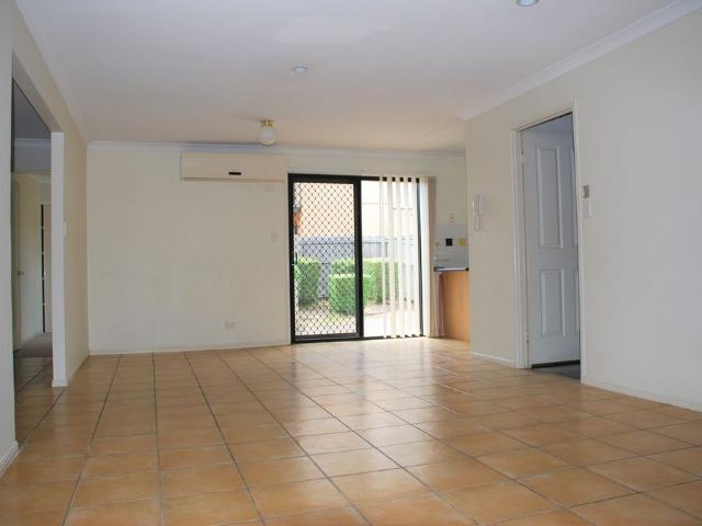 Townhouse for rent in Toombul, Queensland