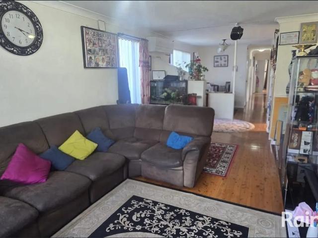 House for rent in Leumeah, Sydney