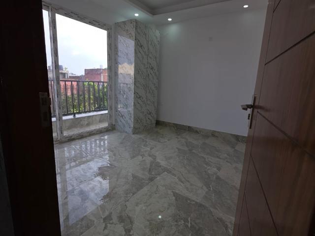 Property for sale in Deri