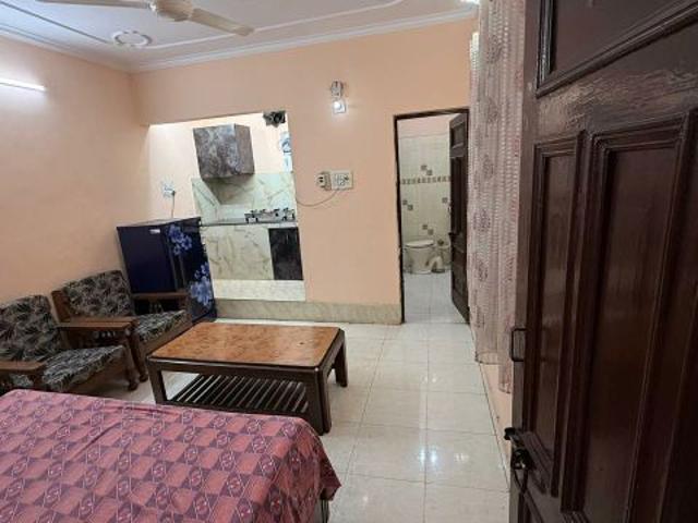 Property for rent in Deri