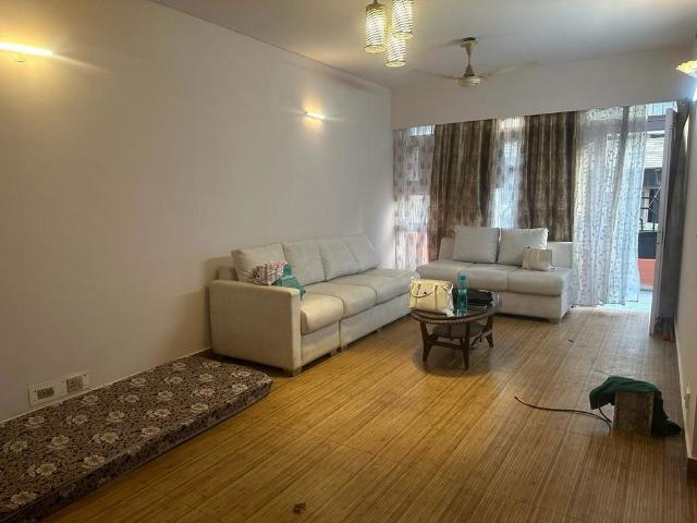 Property for rent in Deri