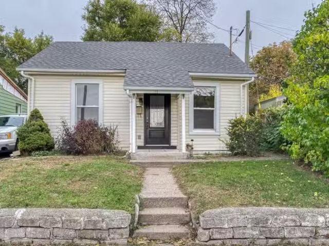 Condo for rent in Ancaster, Ontario