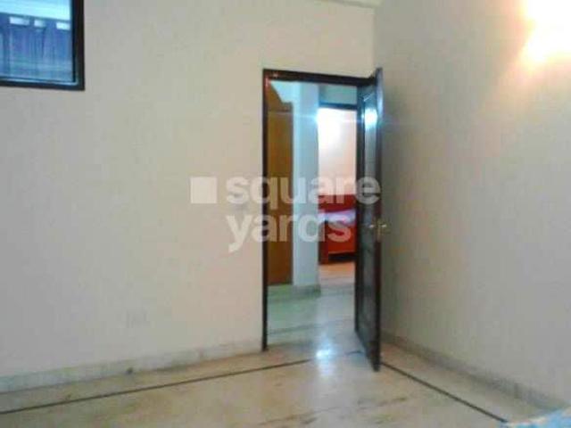 Property for rent in Deri
