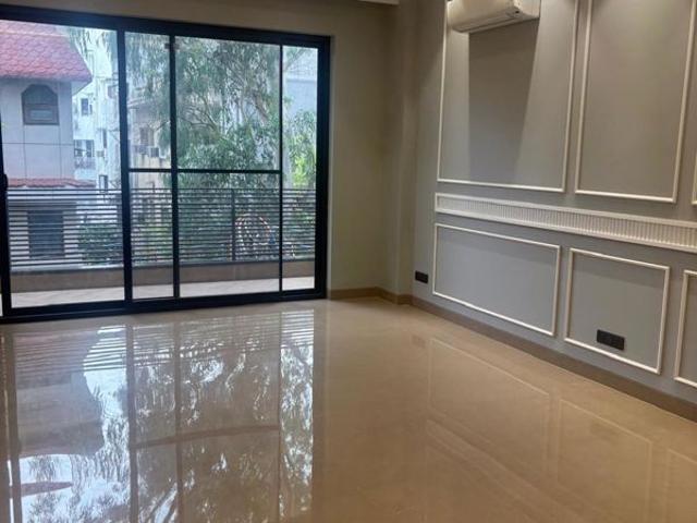 Flat for rent in Deri