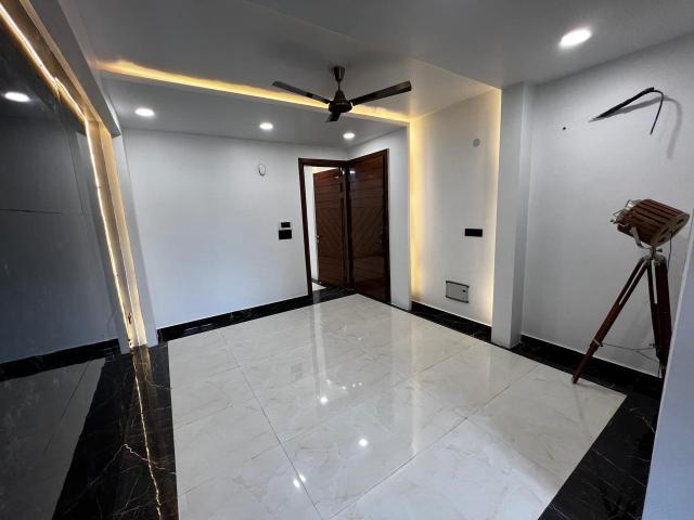 Flat for rent in Deri