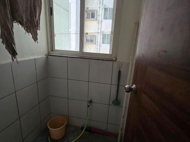 Flat for rent in Tilakwada, Gujarat