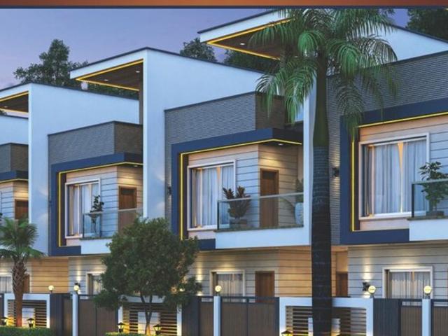Villa for sale in Madya