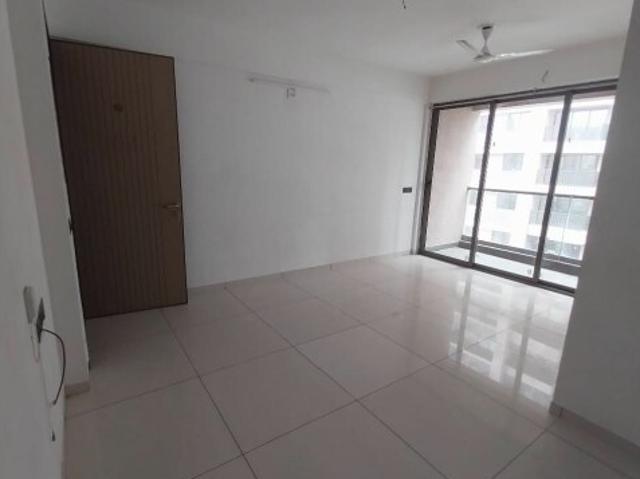 Flat for rent in Ahmadabad, Gujarat