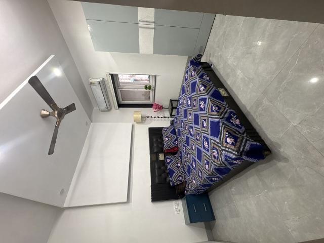 Flat for rent in Deri