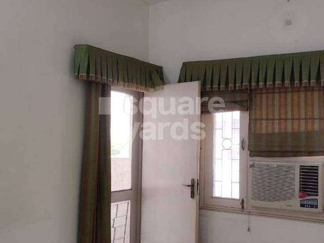 Property for rent in Deri