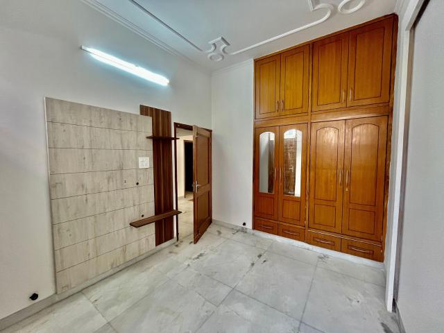 Flat for sale in Hariana