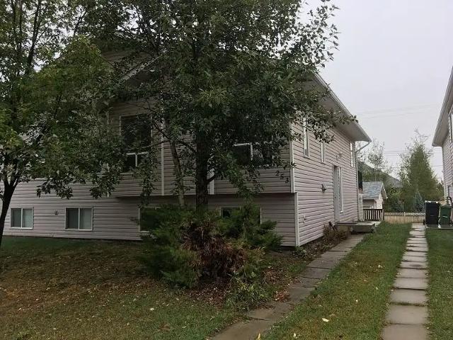 House for rent in Strathmore, Alberta