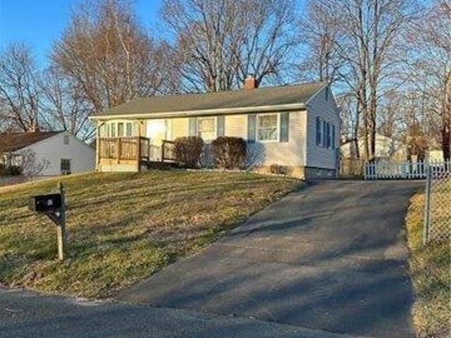 House for rent in Naugatuck