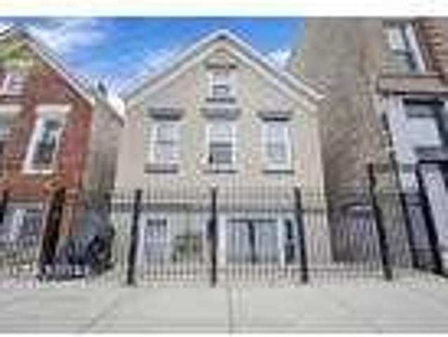 House for rent in Chicago, Cook County