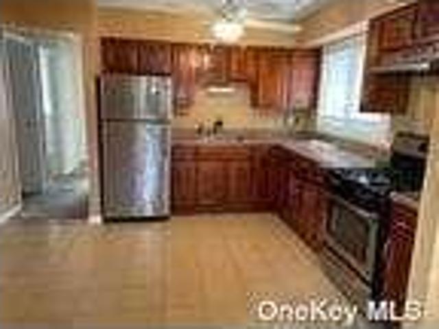 House for rent in Queens, Arverne