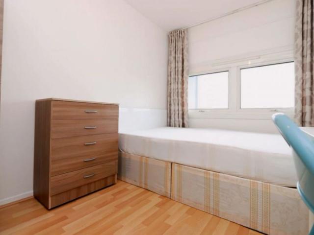 Room for rent in Kensal Town, Maida Vale
