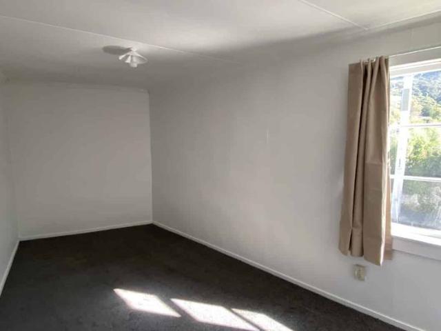 Apartment for rent in Otakou