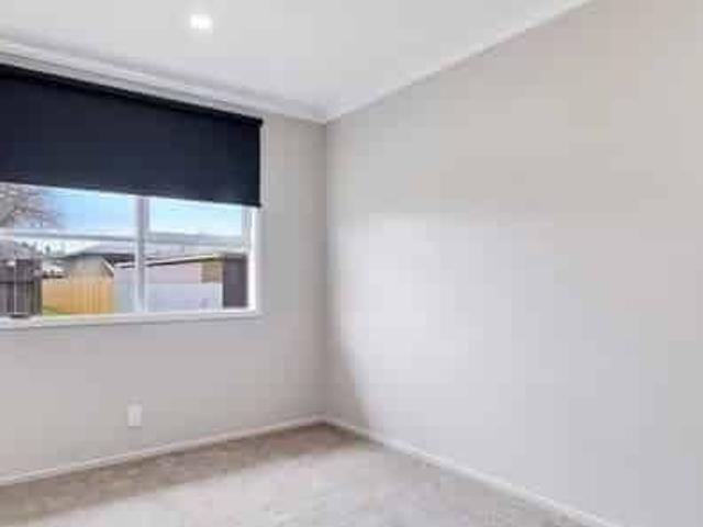 House for rent in Owhata, Oroua County